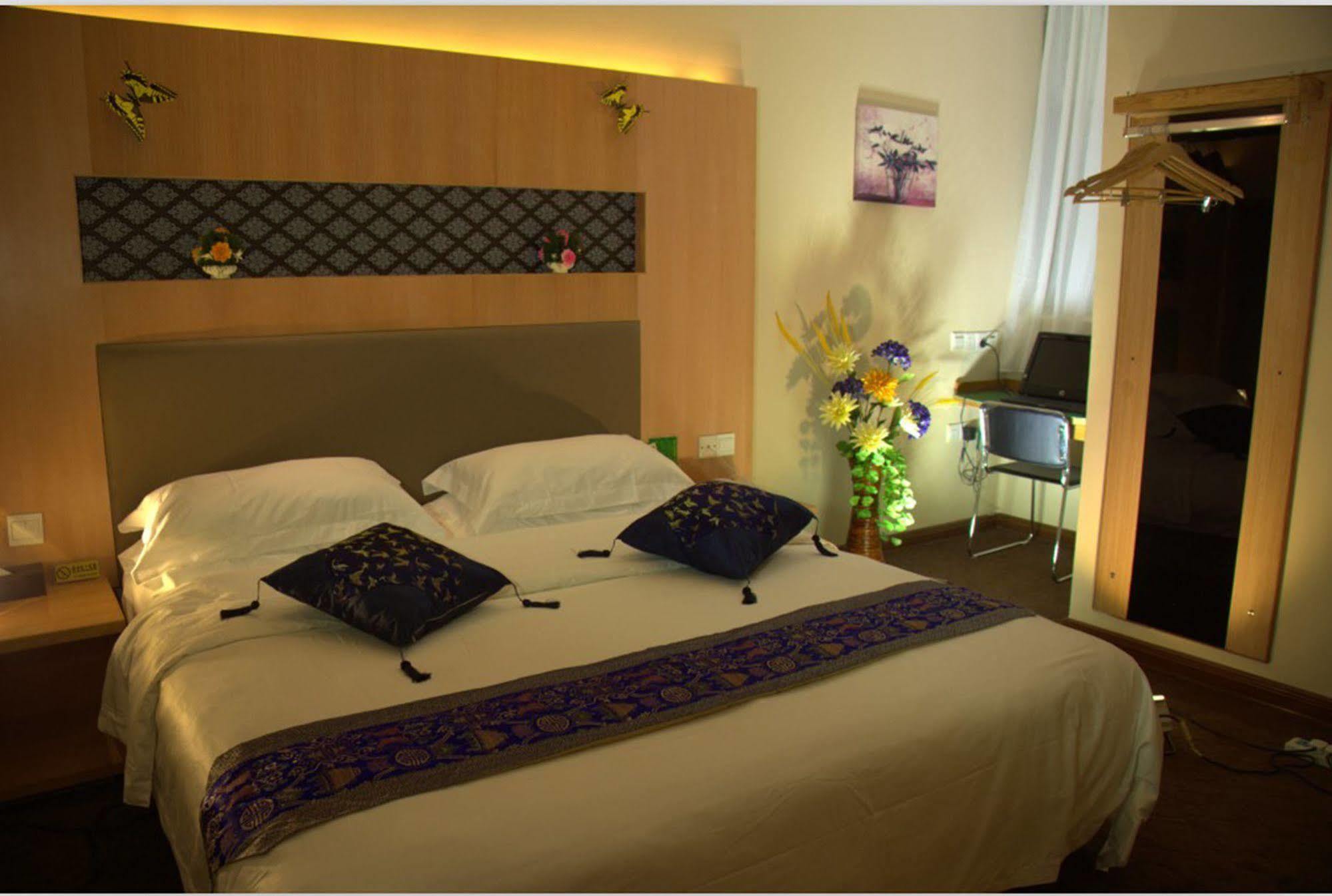 Home Club Hotel Yuexiu Branch Canton Esterno foto